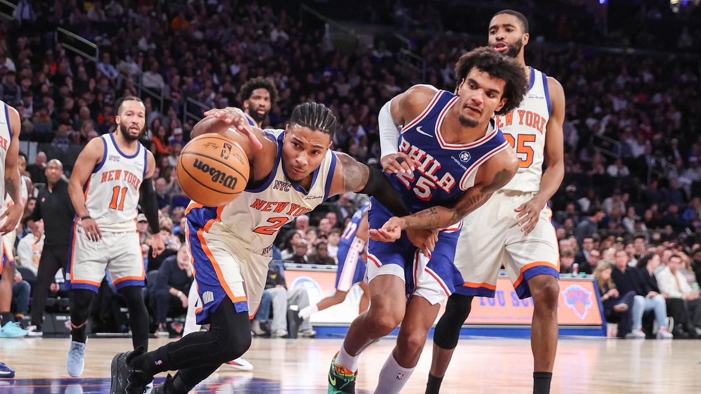 Dominick Barlow Proved He Deserves Spot in Sixers' Rotation vs. Knicks