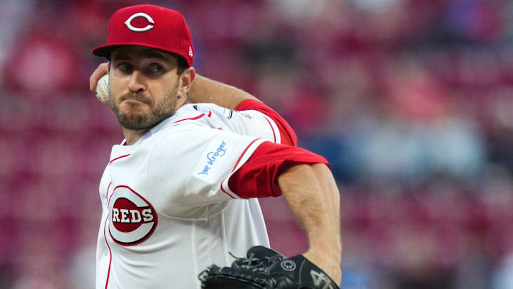 Cincinnati Reds starting pitcher Connor Overton