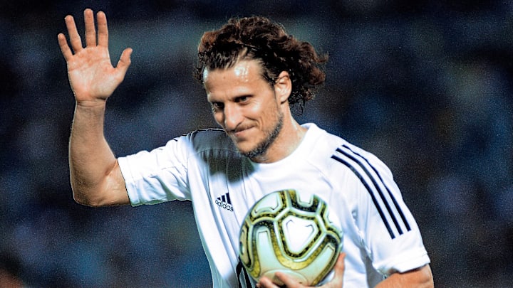 Diego Forlán vai estrear como tenista profissional