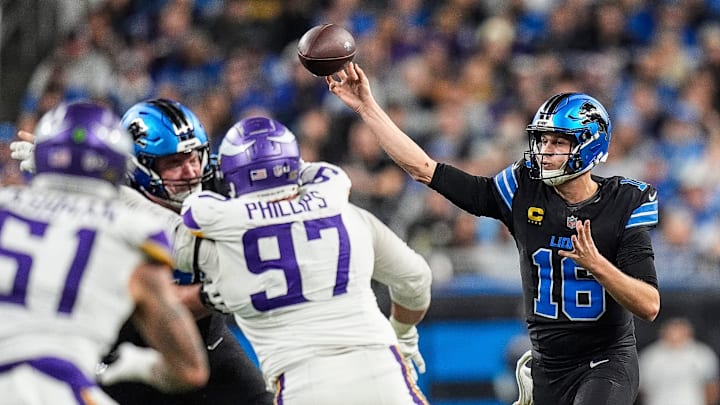 Detroit Lions quarterback Jared Goff (16) makes a pass against Minnesota Vikings during the second half at Ford Field in Detroit on Sunday, Jan. 5, 2025.