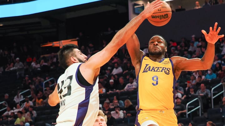 Fardaws Aimaq goes up to try to block a shot by Bronny James