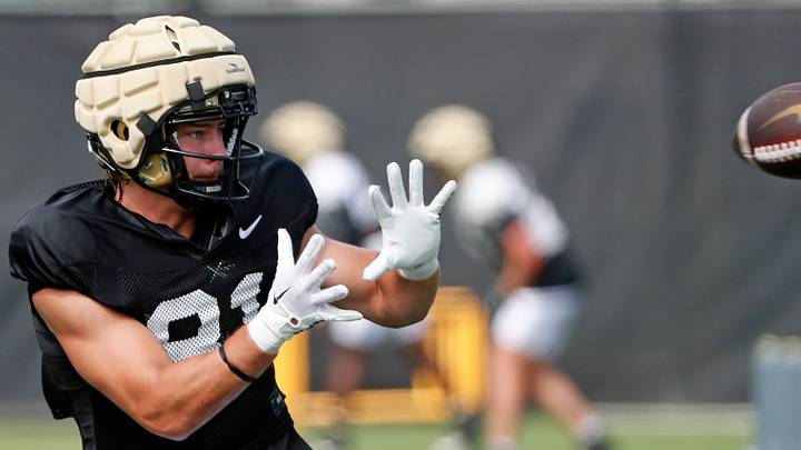 Purdue Boilermakers tight end George Burhenn (81) catches a pass.