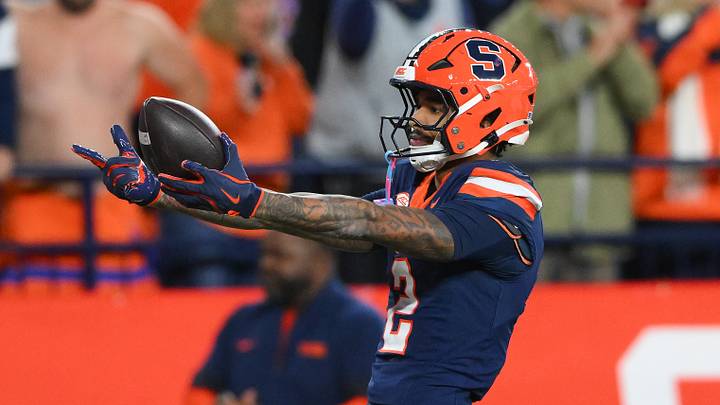 Oct 17, 2026; Syracuse, New York, USA; Syracuse Orange wide receiver Umari Hatcher (2) reacts to his catch during the first half against the Louisville Cardinals at the JMA Wireless Dome. Mandatory Credit: Rich Barnes-Imagn Images Oct 17, 2026; Syracuse, New York, USA; Syracuse Orange wide receiver Umari Hatcher (2) reacts to his catch during the first half against the Louisville Cardinals at the JMA Wireless Dome. Mandatory Credit: Rich Barnes-Imagn Images