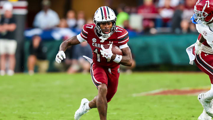 Oct 25, 2025; Columbia, South Carolina, USA; South Carolina Gamecocks wide receiver Jayden Sellers (17) runs after the catch against the Alabama Crimson Tide in the second half at Williams-Brice Stadium. Mandatory Credit: Jeff Blake-Imagn Images