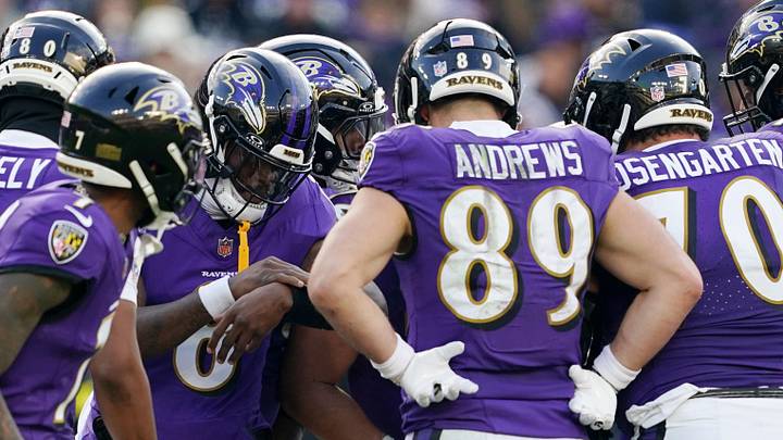 Dec 7, 2025; Baltimore, Maryland, USA; Baltimore Ravens quarterback Lamar Jackson (8) huddles with teammates before a play Pittsburgh Steelers during the second half at M&T Bank Stadium. Dec 7, 2025; Baltimore, Maryland, USA; Baltimore Ravens quarterback Lamar Jackson (8) huddles with teammates before a play Pittsburgh Steelers during the second half at M&T Bank Stadium.