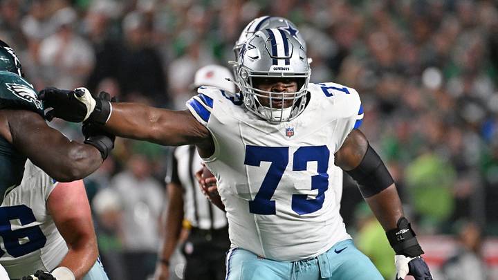Sep 4, 2025; Philadelphia, Pennsylvania, USA; Dallas Cowboys guard Tyler Smith (73) blocks against the Philadelphia Eagles at Lincoln Financial Field. Sep 4, 2025; Philadelphia, Pennsylvania, USA; Dallas Cowboys guard Tyler Smith (73) blocks against the Philadelphia Eagles at Lincoln Financial Field.