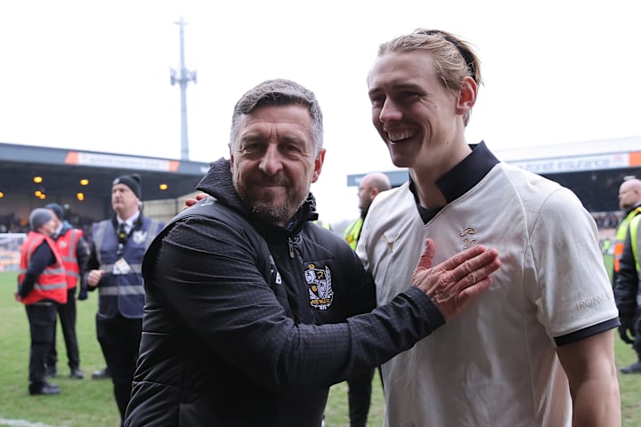 จอน เบรดี้, เบน เวน