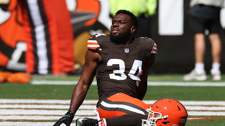 Sep 7, 2025; Cleveland, Ohio, USA; Cleveland Browns running back Jerome Ford (34) warms up before a game against the Cincinnati Bengals at Huntington Bank Field. Mandatory Credit: Scott Galvin-Imagn Images