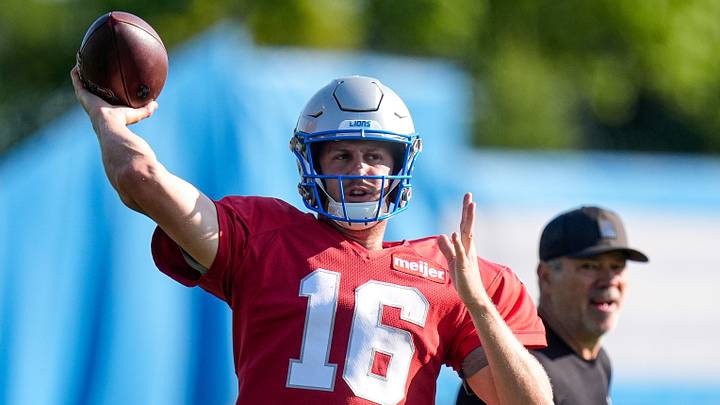 Detroit Lions quarterback Jared Goff (16) practices during training camp at Meijer Performance Center in Allen Park on Monday, August 3, 2026. Detroit Lions quarterback Jared Goff (16) practices during training camp at Meijer Performance Center in Allen Park on Monday, August 3, 2026.