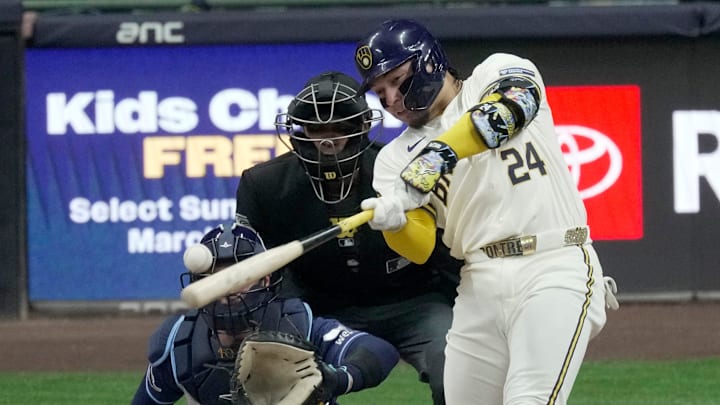 Bet the Brewers as favorites against the Rays on Tuesday night.