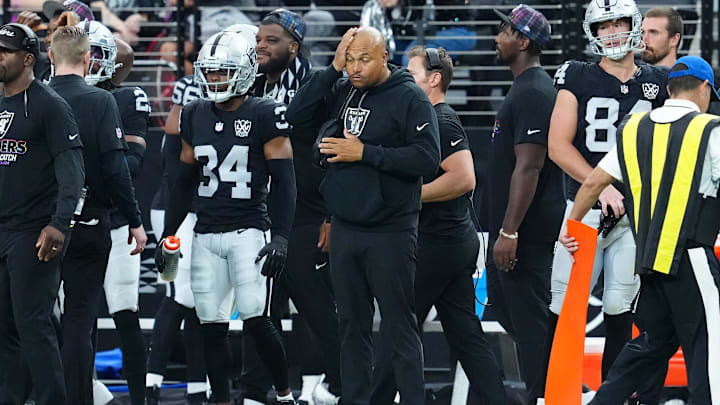 Oct 13, 2024; Paradise, Nevada, USA; Las Vegas Raiders head coach Antonio Pierce reacts to a play by the Pittsburgh Steelers during the fourth quarter at Allegiant Stadium. Mandatory Credit: Stephen R. Sylvanie-Imagn Images Oct 13, 2024; Paradise, Nevada, USA; Las Vegas Raiders head coach Antonio Pierce reacts to a play by the Pittsburgh Steelers during the fourth quarter at Allegiant Stadium. Mandatory Credit: Stephen R. Sylvanie-Imagn Images