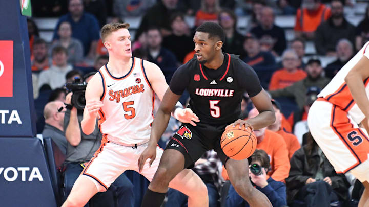 Feb 7, 2024; Syracuse, New York, USA; Louisville Cardinals forward Brandon Huntley-Hatfield (right)
