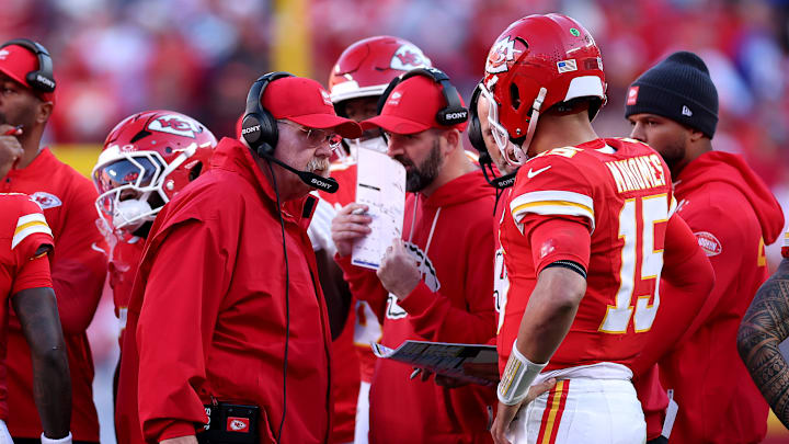 Indianapolis Colts v Kansas City Chiefs Indianapolis Colts v Kansas City Chiefs