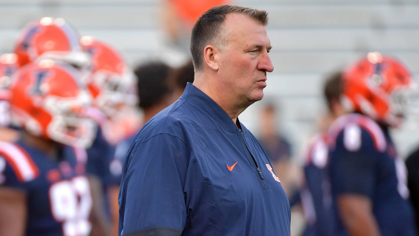 Bret Bielema Explains Why Two Illinois Football Players Switched Positions