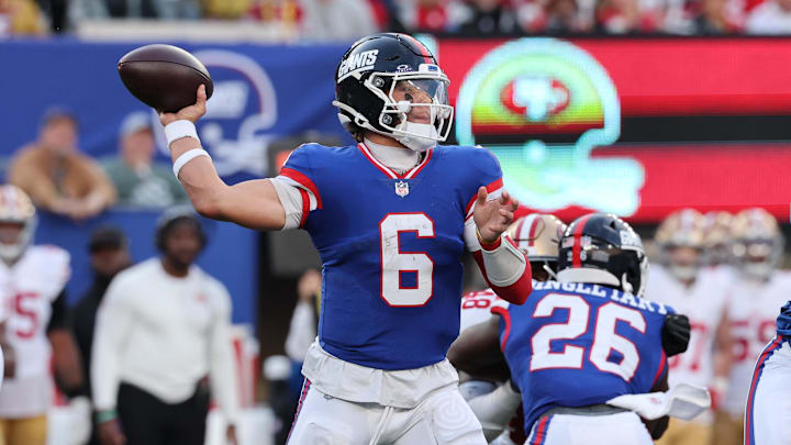 Nov 2, 2025; East Rutherford, New Jersey, USA; New York Giants quarterback Jaxson Dart (6) stands in the pocket against the San Francisco 49ers during the second half at MetLife Stadium.  