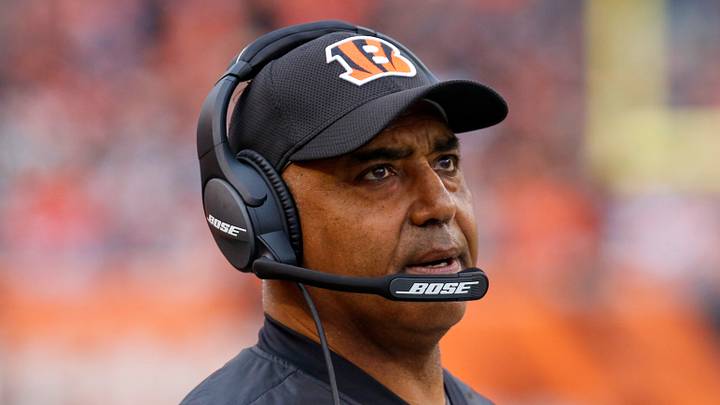 Nov 25, 2018; Cincinnati, OH, USA; Cincinnati Bengals head coach Marvin Lewis watches from the sideline during the second half against the Cleveland Browns at Paul Brown Stadium. Mandatory Credit: David Kohl-USA TODAY Sports Nov 25, 2018; Cincinnati, OH, USA; Cincinnati Bengals head coach Marvin Lewis watches from the sideline during the second half against the Cleveland Browns at Paul Brown Stadium. Mandatory Credit: David Kohl-USA TODAY Sports