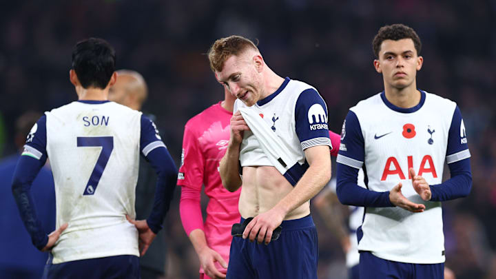Dejected looking Spurs players after the defeat at home to Ipswich Town 