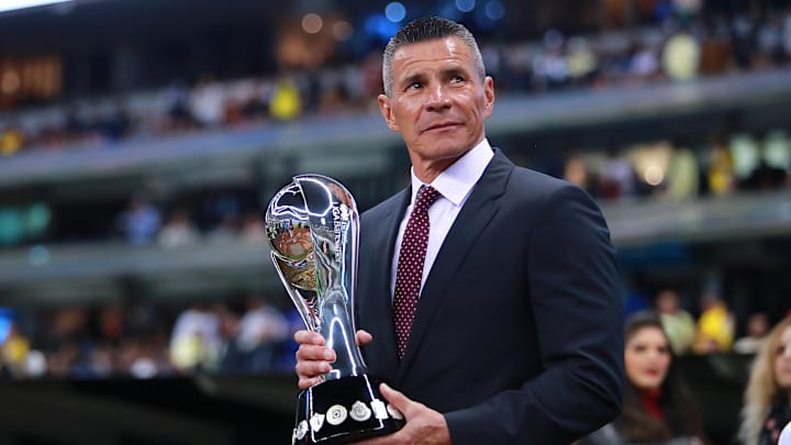 Alfredo Tena habla sobre Néstor Araujo