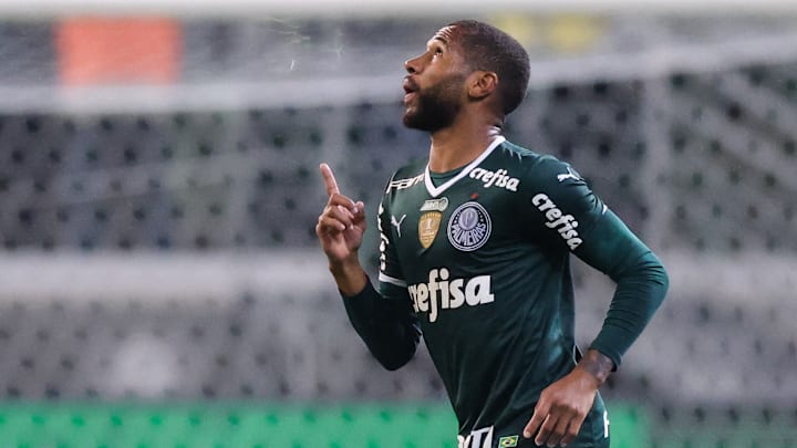 O atacante perdeu espaço no Verdão na reta final do Campeonato Brasileiro