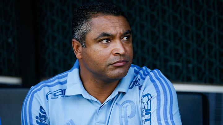 Roger Machado deve substituir Thiago Carpini no São Paulo