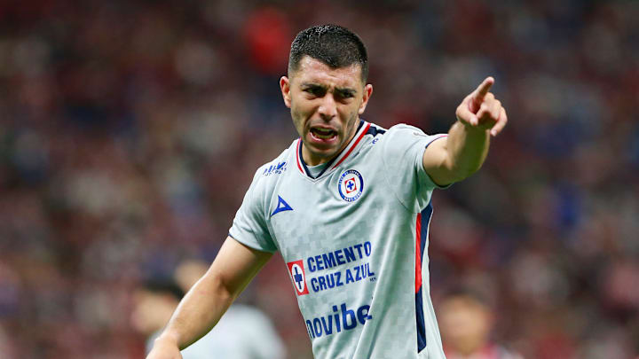 Chivas v Cruz Azul - Torneo Apertura 2025 Liga MX
