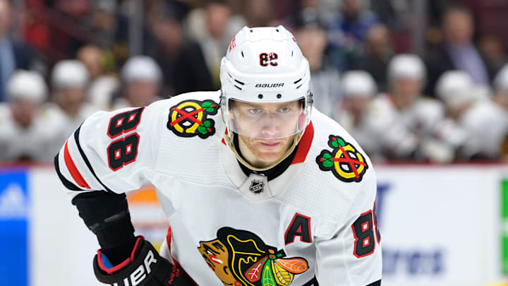 Chicago Blackhawks v Vancouver Canucks