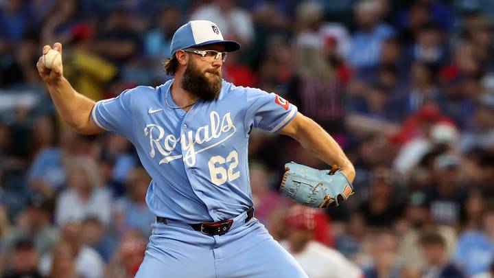 Aug 15, 2026; Anaheim, California, USA; Kansas City Royals pitcher Randy Dobnak (62) pitches during the fourth inning against the Los Angeles Angels at Angel Stadium. Mandatory Credit: Kiyoshi Mio-Imagn Images Aug 15, 2026; Anaheim, California, USA; Kansas City Royals pitcher Randy Dobnak (62) pitches during the fourth inning against the Los Angeles Angels at Angel Stadium. Mandatory Credit: Kiyoshi Mio-Imagn Images