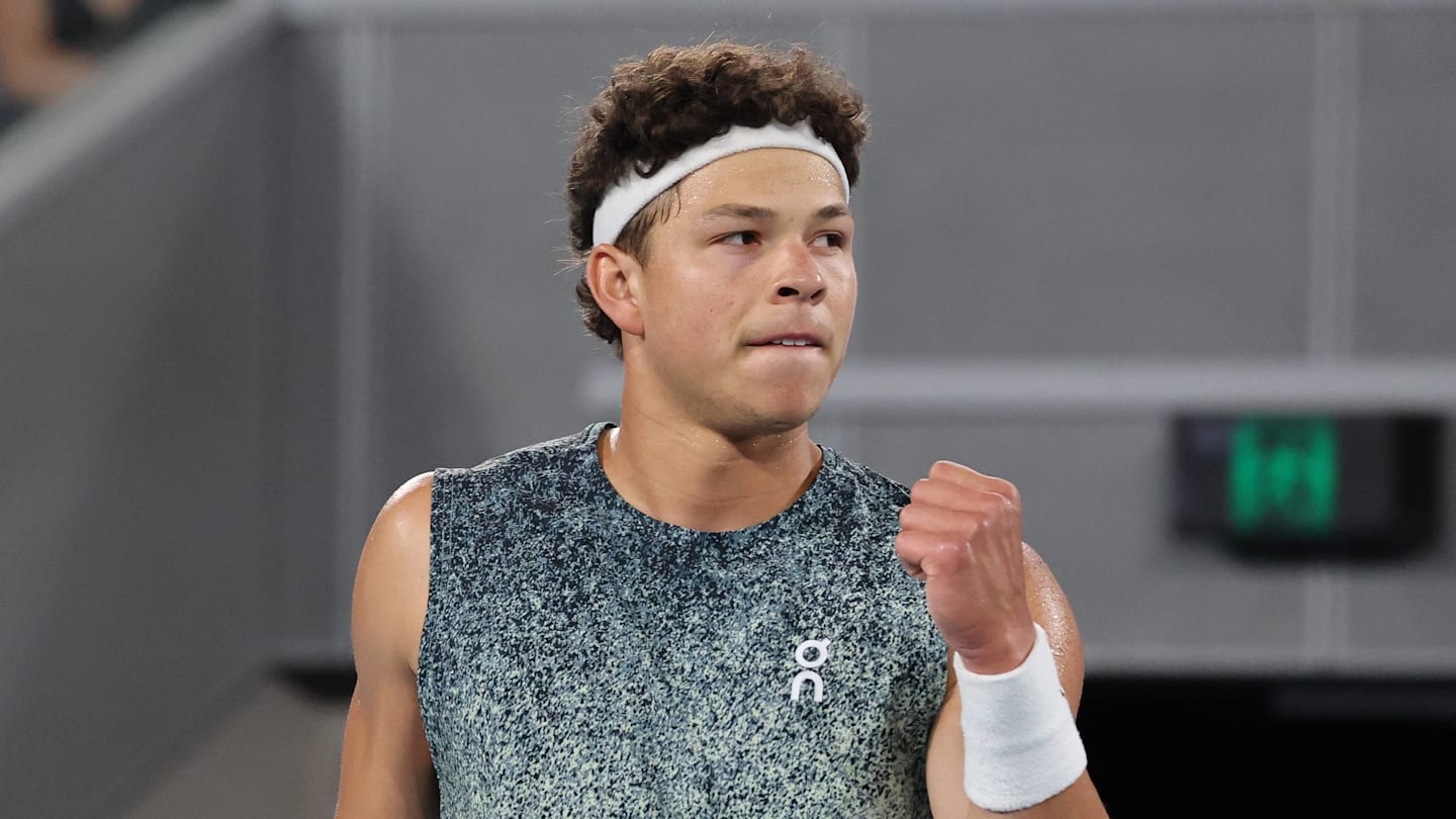 Ben Shelton Clarifies His "USA" Message at Australian Open