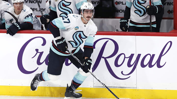Oct 23, 2025; Winnipeg, Manitoba, CAN; Seattle Kraken left wing Mason Marchment (27) skates up the ice in a game against the Winnipeg Jets in the third period at Canada Life Centre. Mandatory Credit: James Carey Lauder-Imagn Images Oct 23, 2025; Winnipeg, Manitoba, CAN; Seattle Kraken left wing Mason Marchment (27) skates up the ice in a game against the Winnipeg Jets in the third period at Canada Life Centre. Mandatory Credit: James Carey Lauder-Imagn Images