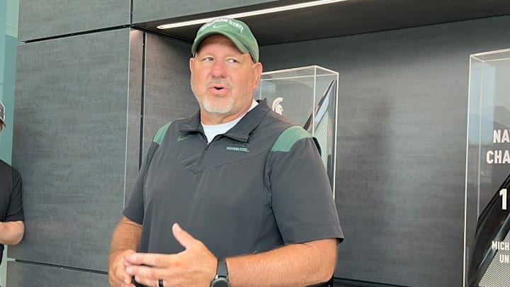 Spartans offensive line coach Jim Michalczik