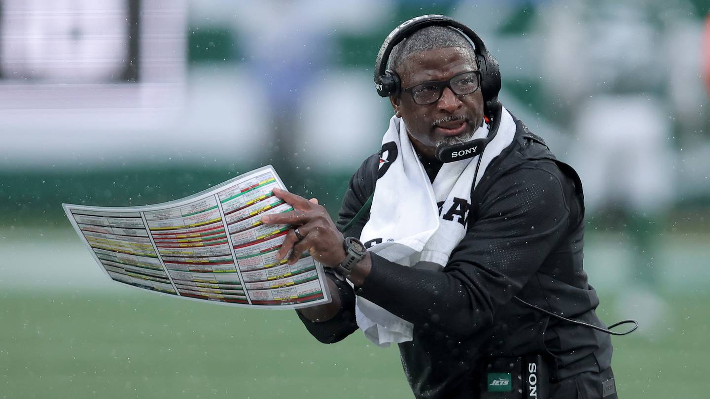 There Are Signs That Aaron Glenn Is Succeeding in a Difficult Job With the Jets