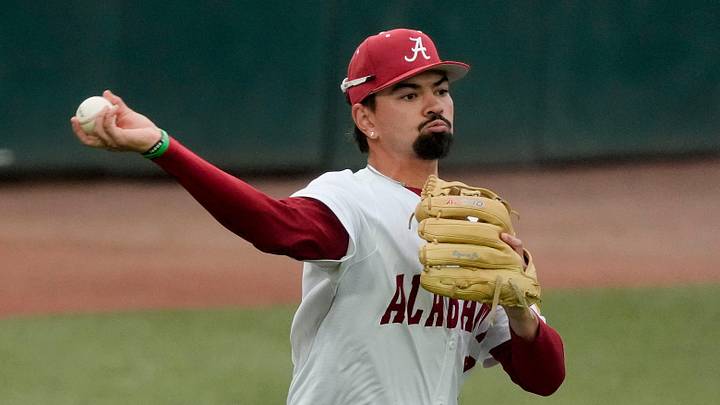 April 21, 2026; Tuscaloosa, AL, USA; Alabama third baseman Jason Torres (32) throws to first during the game with UAB at Sewell-Thomas Stadium. April 21, 2026; Tuscaloosa, AL, USA; Alabama third baseman Jason Torres (32) throws to first during the game with UAB at Sewell-Thomas Stadium.