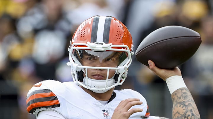 Oct 12, 2025; Pittsburgh, Pennsylvania, USA; Cleveland Browns quarterback Dillon Gabriel (8) warms up before the game at Acrisure Stadium. Mandatory Credit: Charles LeClaire-Imagn Images Oct 12, 2025; Pittsburgh, Pennsylvania, USA; Cleveland Browns quarterback Dillon Gabriel (8) warms up before the game at Acrisure Stadium. Mandatory Credit: Charles LeClaire-Imagn Images