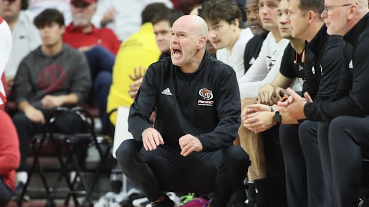 Pacific Tigers head coach Dave Smart. Pacific Tigers head coach Dave Smart.