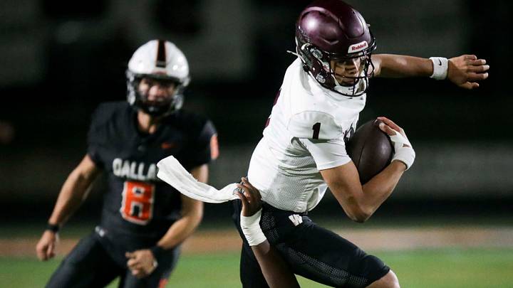 Zeke Thomas (1) and Willamette have work to do following a Week 0 loss to Lake Oswego. Zeke Thomas (1) and Willamette have work to do following a Week 0 loss to Lake Oswego.