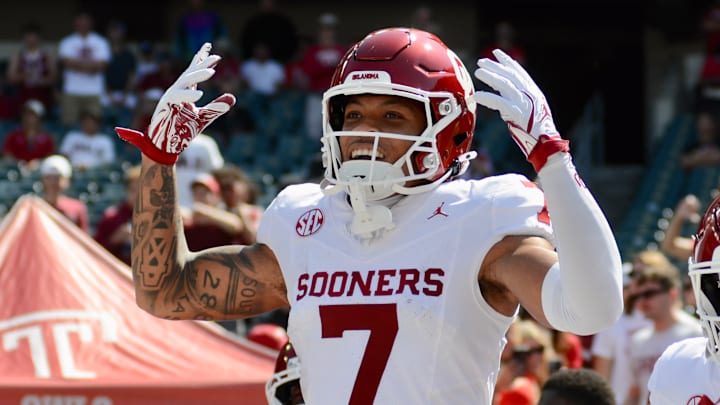 Oklahoma wide receiver Zion Kearney
