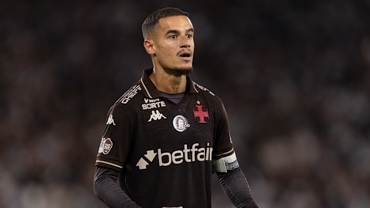 Coutinho deve ser um dos titulares do Vasco contra o Volta Redonda 