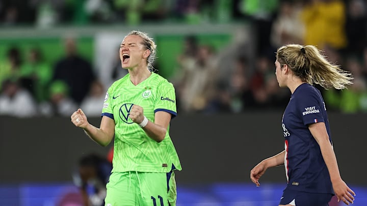 Alexandra Popp (links) Alexandra Popp (links)