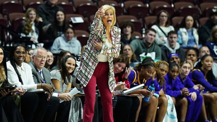 Dec 17, 2024; Uncasville, Connecticut, USA; LSU Lady Tigers head coach Kim Mulkey watches from the sideline as they take on the Seton Hall Pirates at Mohegan Sun Arena. Mandatory Credit: David Butler II-Imagn Images Dec 17, 2024; Uncasville, Connecticut, USA; LSU Lady Tigers head coach Kim Mulkey watches from the sideline as they take on the Seton Hall Pirates at Mohegan Sun Arena. Mandatory Credit: David Butler II-Imagn Images
