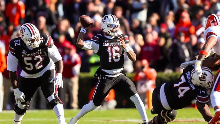 Nov 29, 2025; Columbia, South Carolina, USA; South Carolina Gamecocks quarterback Lanorris Sellers (16) passes against the Clemson Tigers in the third quarter at Williams-Brice Stadium. Mandatory Credit: Jeff Blake-Imagn Images