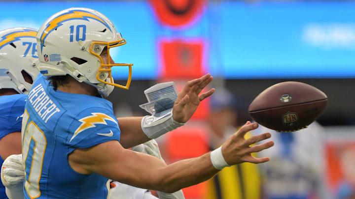 Justin Herbert and the Los Angeles Chargers are favored against the New York Giants on Sunday.