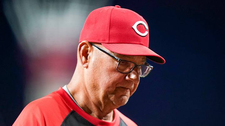 Cincinnati Reds manager Terry Francona (77) walks back to the dugout