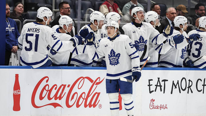 Apr 9, 2026; Elmont, New York, USA; Toronto Maple Leafs right wing Easton Cowan (53) celebrates with teammates after scoring a goal in the second period against the New York Islanders at UBS Arena. Mandatory Credit: Wendell Cruz-Imagn Images Apr 9, 2026; Elmont, New York, USA; Toronto Maple Leafs right wing Easton Cowan (53) celebrates with teammates after scoring a goal in the second period against the New York Islanders at UBS Arena. Mandatory Credit: Wendell Cruz-Imagn Images