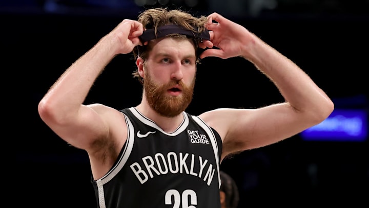 Brooklyn Nets forward Drew Timme (26) adjusts his headband during the fourth quarter against the Los Angeles Clippers at Barclays Center
