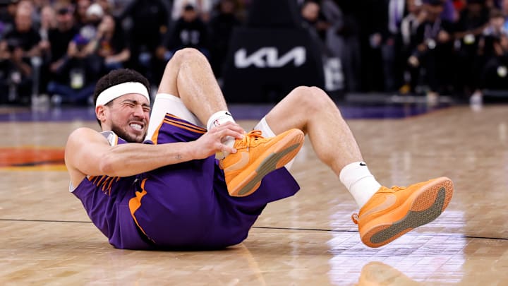 Houston Rockets v Phoenix Suns