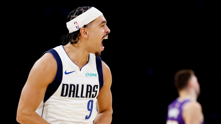 Dallas Mavericks v Los Angeles Lakers Dallas Mavericks v Los Angeles Lakers