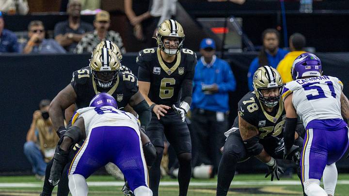 Oct 11, 2026; New Orleans, Louisiana, USA; New Orleans Saints quarterback Tyler Shough (6) calls for the ball against Minnesota Vikings linebacker Blake Cashman (51) during the second half at Caesars Superdome. Mandatory Credit: Stephen Lew-Imagn Images Oct 11, 2026; New Orleans, Louisiana, USA; New Orleans Saints quarterback Tyler Shough (6) calls for the ball against Minnesota Vikings linebacker Blake Cashman (51) during the second half at Caesars Superdome. Mandatory Credit: Stephen Lew-Imagn Images