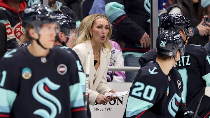 Should this assistant head coach be an option next season?