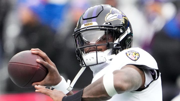 Dec 15, 2024; East Rutherford, New Jersey, USA; Baltimore Ravens quarterback Lamar Jackson (8) warms up before the game against the New York Giants at MetLife Stadium. Mandatory Credit: Robert Deutsch-Imagn Images Dec 15, 2024; East Rutherford, New Jersey, USA; Baltimore Ravens quarterback Lamar Jackson (8) warms up before the game against the New York Giants at MetLife Stadium. Mandatory Credit: Robert Deutsch-Imagn Images