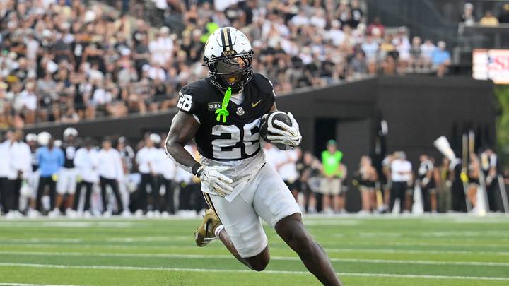 Sep 5, 2026; Nashville, Tennessee, USA; Vanderbilt Commodores running back Sedrick Alexander (28) runs with the ball against the Austin Peay Governors during the first half at FirstBank Stadium. Mandatory Credit: Steve Roberts-Imagn Images Sep 5, 2026; Nashville, Tennessee, USA; Vanderbilt Commodores running back Sedrick Alexander (28) runs with the ball against the Austin Peay Governors during the first half at FirstBank Stadium. Mandatory Credit: Steve Roberts-Imagn Images